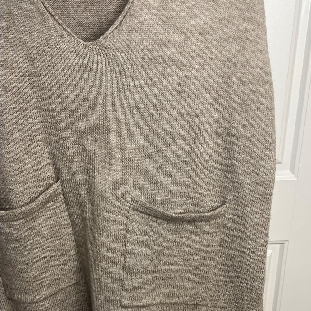 Sleeveless Tan Knit Dress with Pockets - Picture 3 of 4